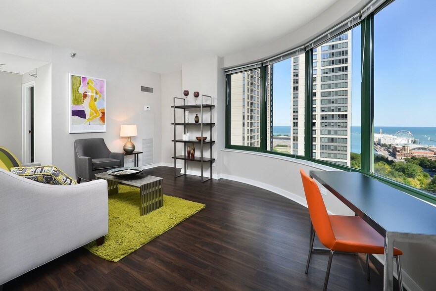 420 E Ohio St, Chicago, IL à vendre - Photo de l’immeuble – Image 3 sur 60