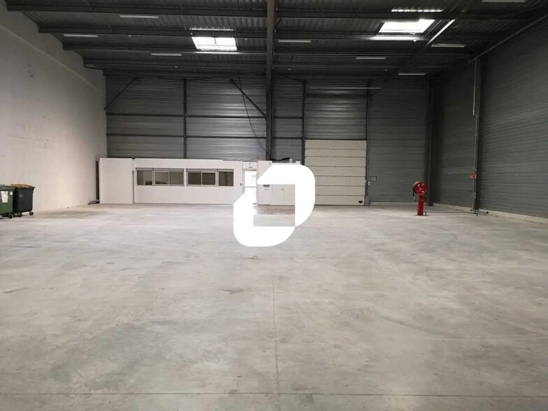 Local d’activités dans Blanquefort à louer - Photo intérieure – Image 3 sur 7