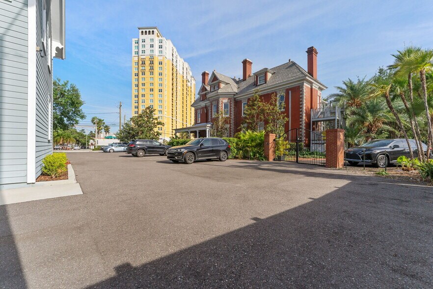337 S Plant Ave, Tampa, FL à vendre - Photo de l’immeuble – Image 3 sur 33
