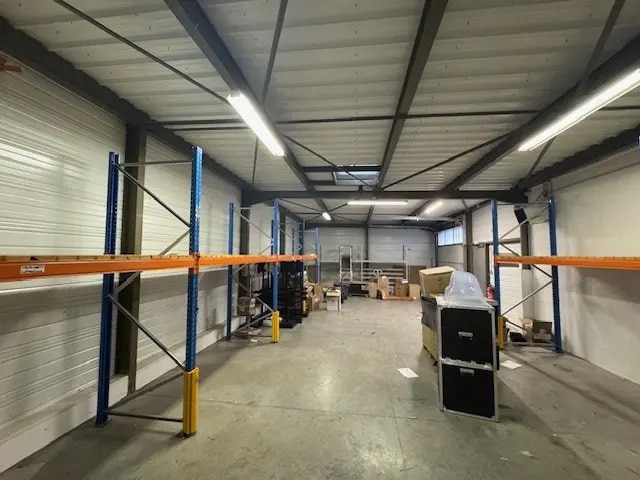 Industriel/Logistique dans Andrézieux-Bouthéon à vendre Photo de l’immeuble– Image 1 sur 7