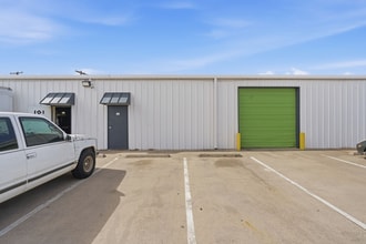 5051 David Strickland Rd, Fort Worth, TX à louer Photo intérieure– Image 1 sur 8