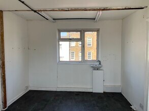 270A Kentish Town Rd, Londres à louer Photo intérieure– Image 1 sur 2