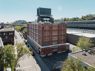 Plus de détails pour 4005-4035 Rue de Richelieu, Montréal, QC - Industriel/Logistique à vendre