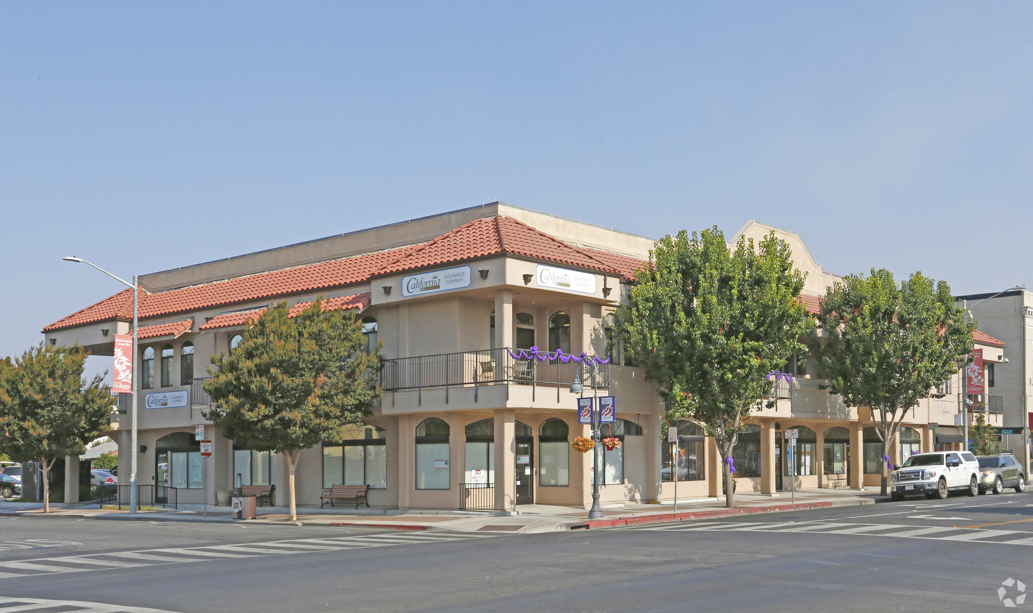 650 San Benito St, Hollister, CA à louer Photo principale– Image 1 sur 24