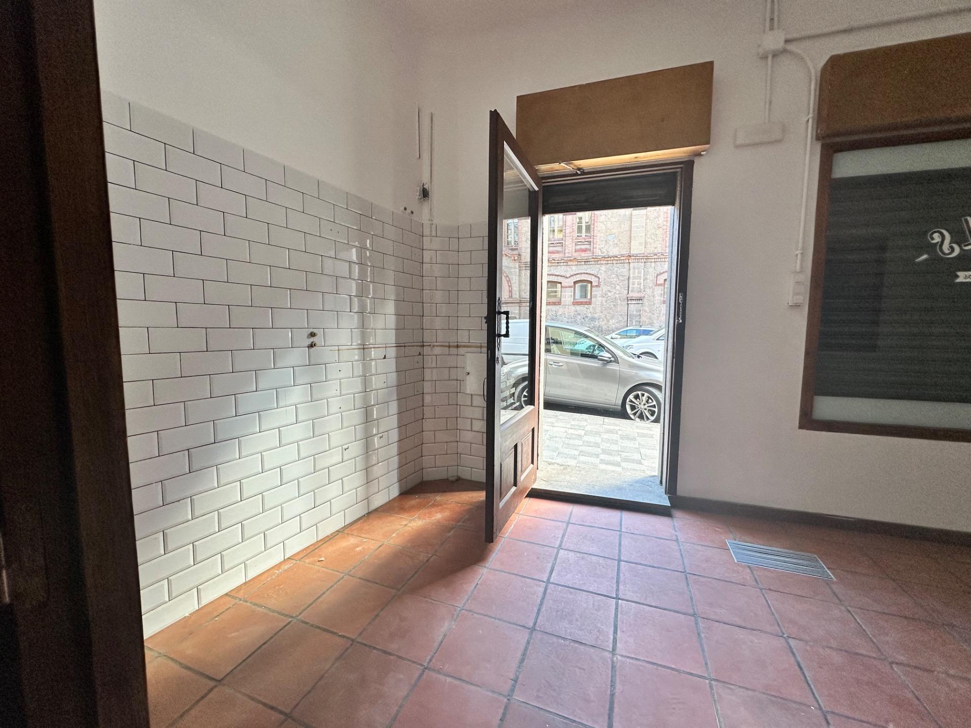 Local commercial dans Manresa, Barcelona à louer Photo intérieure– Image 1 sur 6