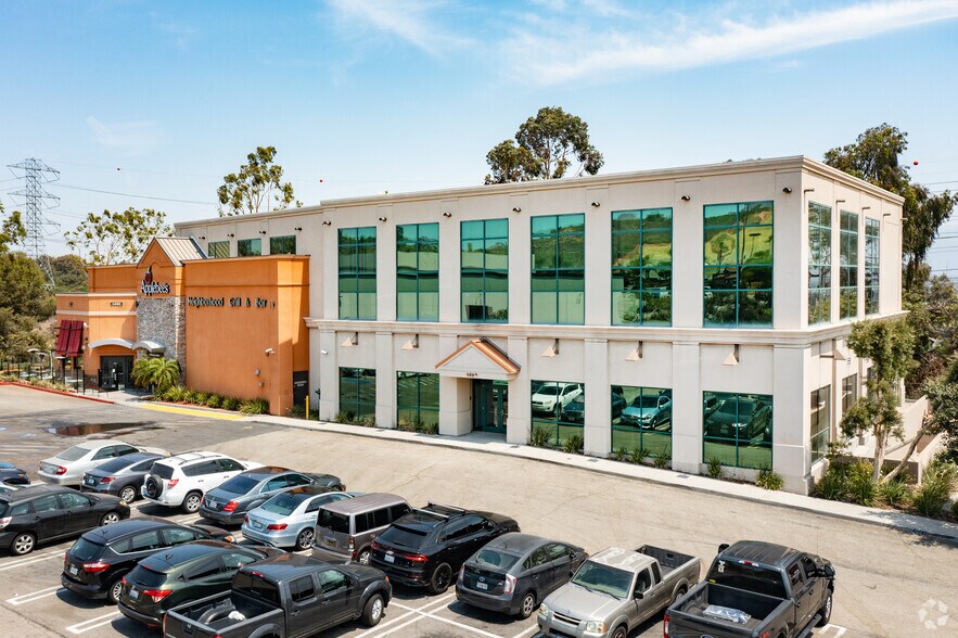 1401-1493 N Montebello Blvd, Montebello, CA à louer - Photo de l’immeuble – Image 2 sur 12