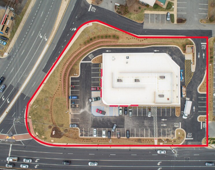 1700 Seminole Trl, Charlottesville, VA à vendre - Photo de l’immeuble – Image 3 sur 5