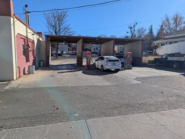 325 E Gurley St, Prescott, AZ à vendre - Photo de l’immeuble – Image 1 sur 9