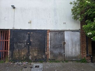 Plus de détails pour 109 b Sedlescombe Rd N, St Leonards On Sea - Industriel/Logistique à louer