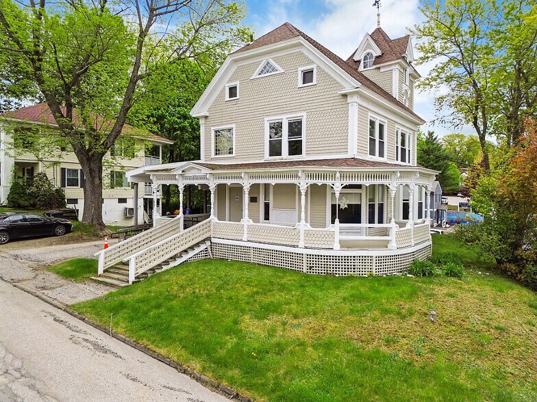 16 E Chestnut St, Augusta, ME à vendre - Photo de l’immeuble – Image 2 sur 71