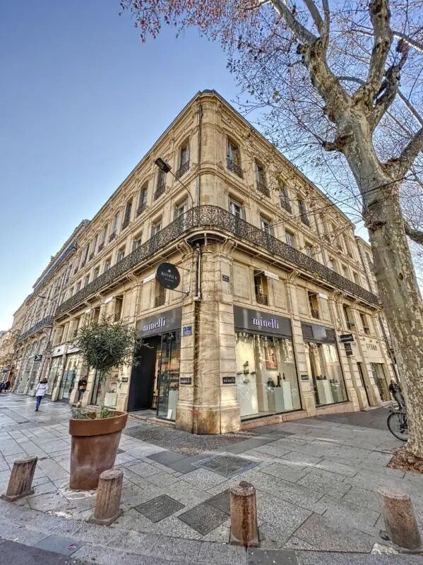 8 Rue De La République, Avignon à louer Photo de l’immeuble– Image 1 sur 10