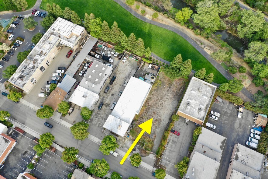 136 Gilman Ave, Campbell, CA à louer - Photo de l’immeuble – Image 3 sur 5