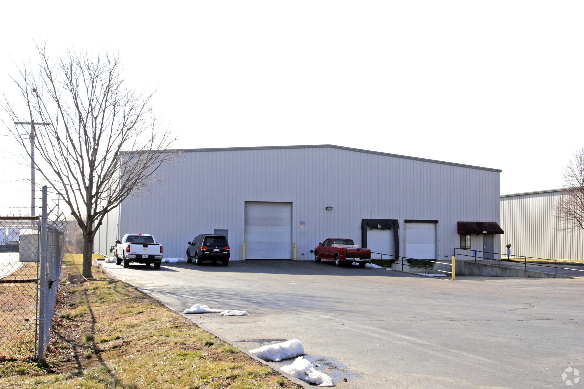 148 NW Northwest Industrial Ct, Bridgeton, MO à louer Photo principale– Image 1 sur 4