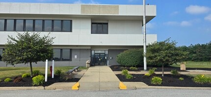 7800 Tyler Blvd, Mentor, OH à louer Photo intérieure– Image 2 sur 8