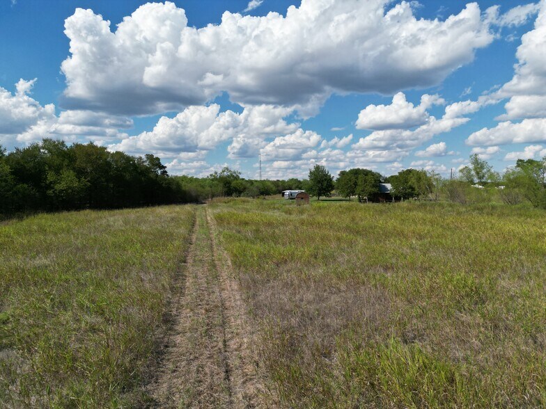 4713 Granny Dr, Del Valle, TX à vendre - Autre – Image 3 sur 4