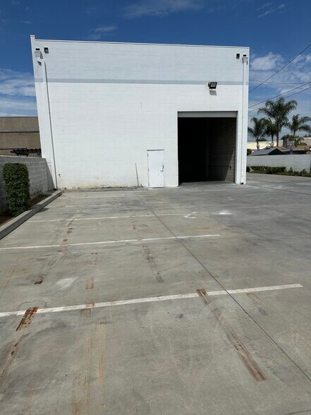 5020 Heintz St, Baldwin Park, CA à louer - Photo de l’immeuble – Image 2 sur 2