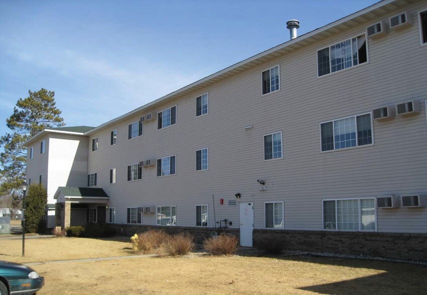 800 26th St NW, Bemidji, MN à vendre - Photo de l’immeuble – Image 2 sur 9