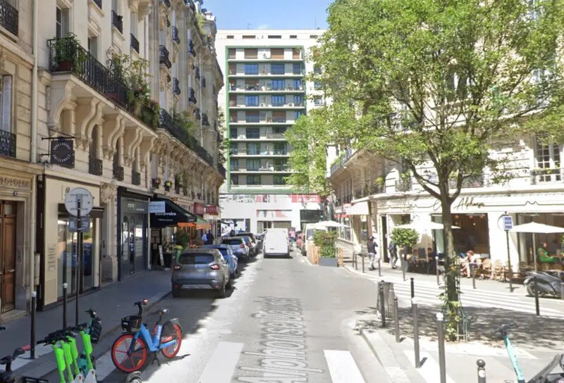 Local commercial dans Paris à louer Photo de l’immeuble– Image 1 sur 3