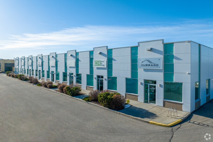 11929 40th St SE, Calgary, AB à louer - Photo principale – Image 1 sur 5