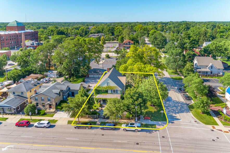 428 W State St, Geneva, IL à vendre - Photo de l’immeuble – Image 3 sur 29