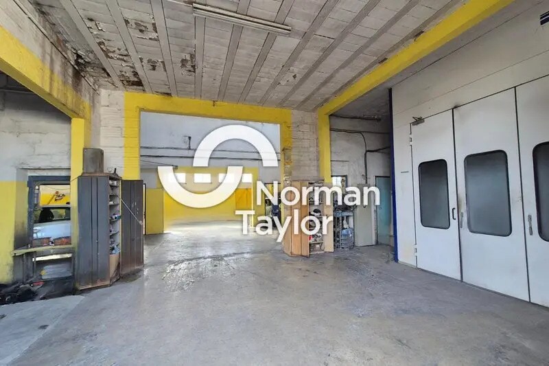 Industriel/Logistique dans Béziers à vendre - Photo de l’immeuble – Image 1 sur 2