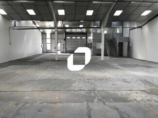 Plus de détails pour Bureau, Local d'activités à louer