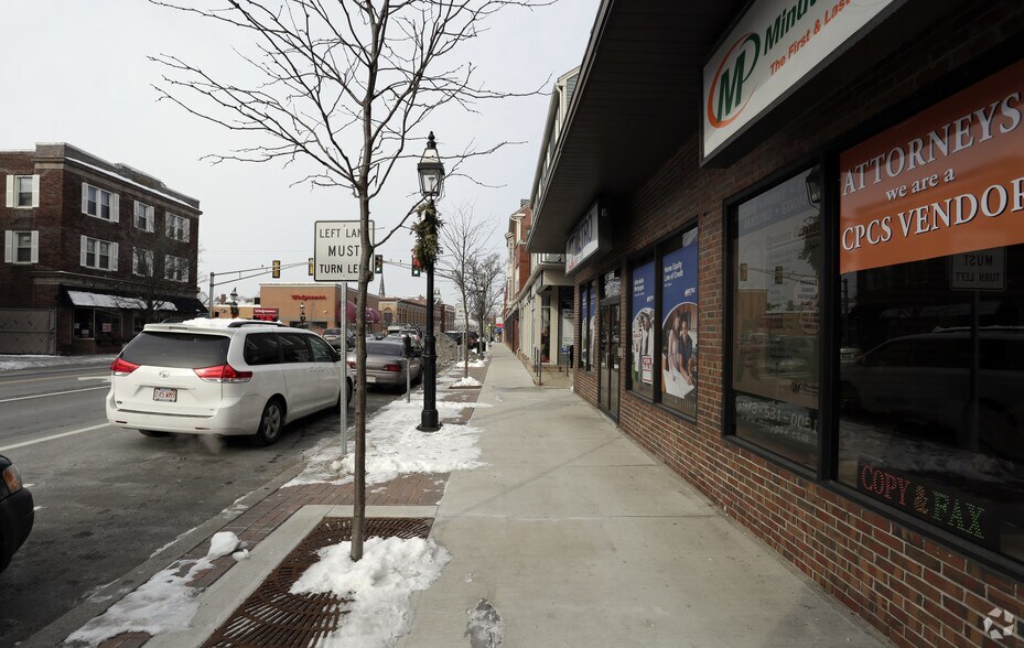 68 Main St, Peabody, MA à louer - Photo de l’immeuble – Image 3 sur 3