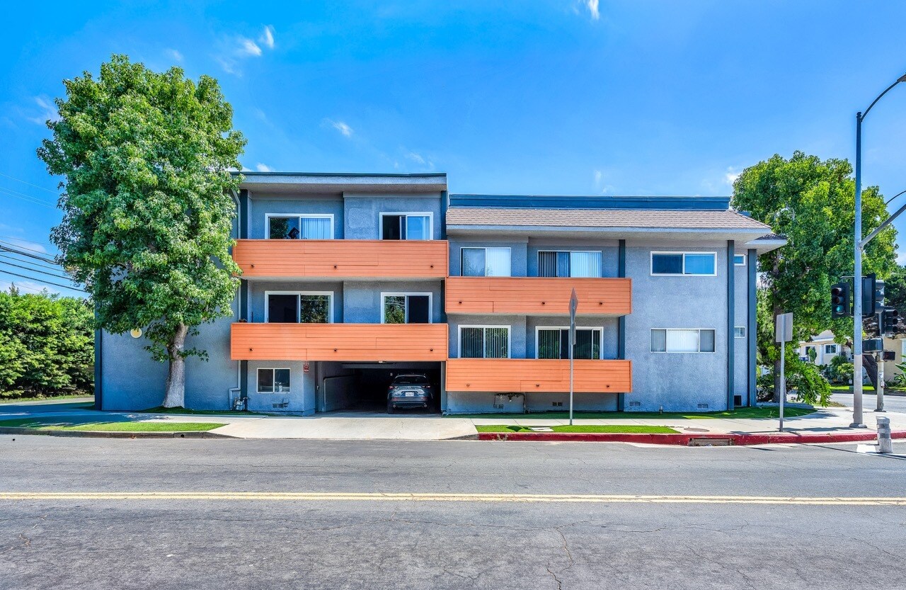 11825 National Blvd, Los Angeles, CA à vendre Photo principale– Image 1 sur 17