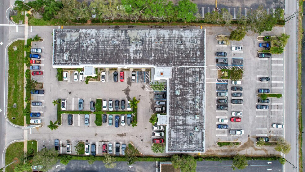 1920 Palm Beach Lakes Blvd, West Palm Beach, FL à vendre - Aérien – Image 3 sur 3