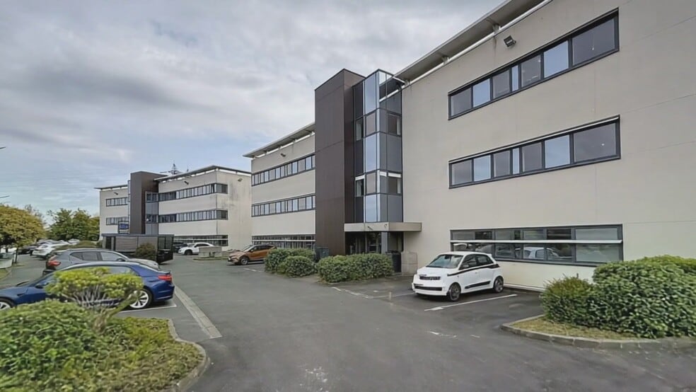17 Allée Du Chateau Blanc, Wasquehal à vendre - Vidéo sur l’annonce professionnelle – Image 2 sur 16