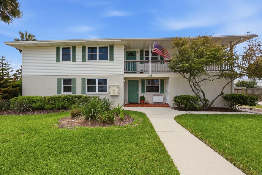 218 19th Ave N, Jacksonville Beach, FL à vendre - Photo de l’immeuble – Image 1 sur 26