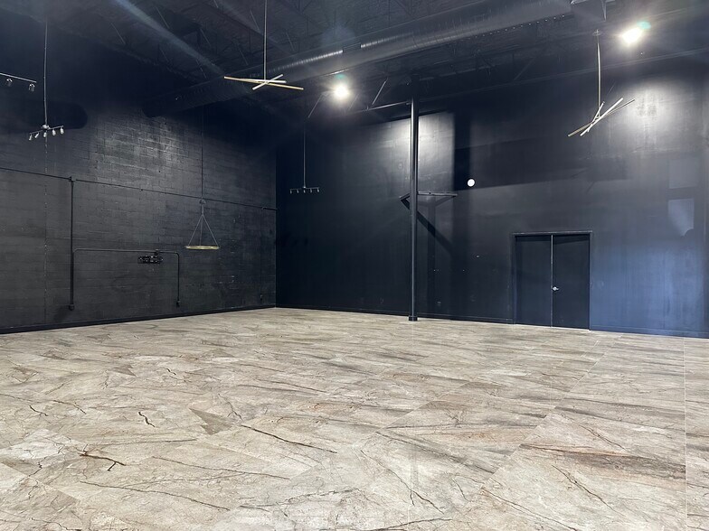 2661 Midway Rd S, Carrollton, TX à louer - Photo intérieure – Image 3 sur 32