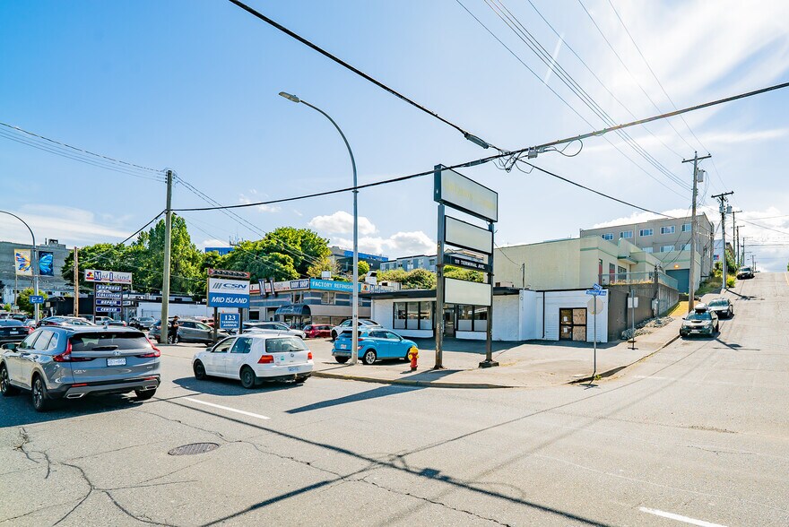 111 Terminal Av, Nanaimo, BC à vendre - Photo de l’immeuble – Image 3 sur 27