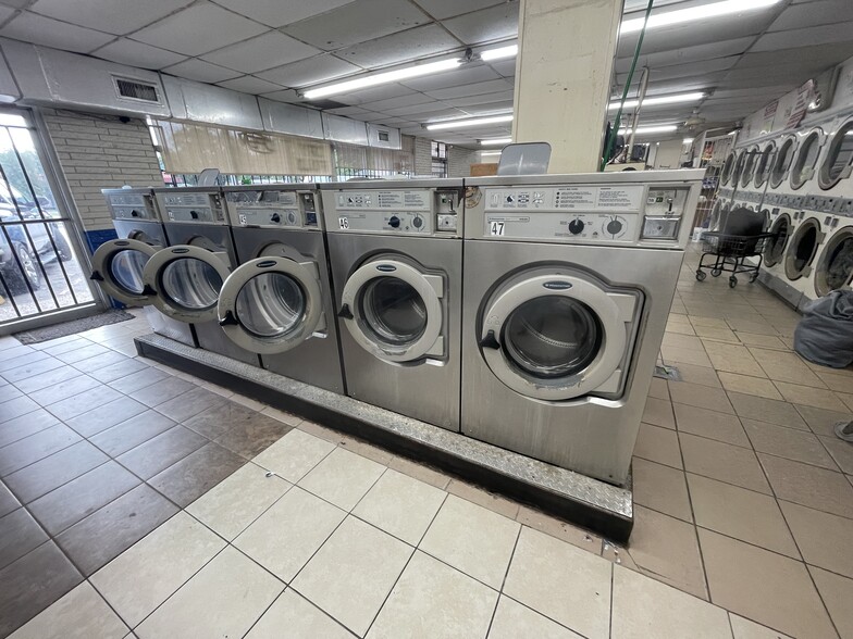 655 Rouse St, Houston, TX à vendre - Photo de l’immeuble – Image 3 sur 10