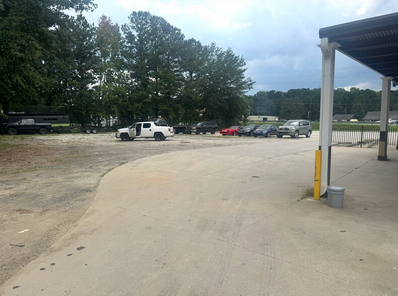 9696 Tara Blvd, Jonesboro, GA à vendre - Photo de l’immeuble – Image 2 sur 7