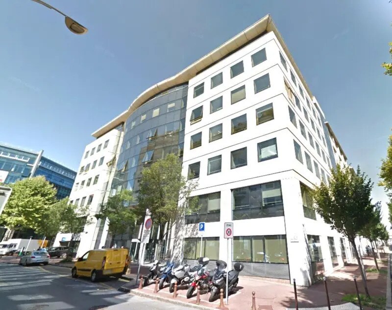 Bureau dans Issy-les-Moulineaux à louer Photo de l’immeuble– Image 1 sur 5