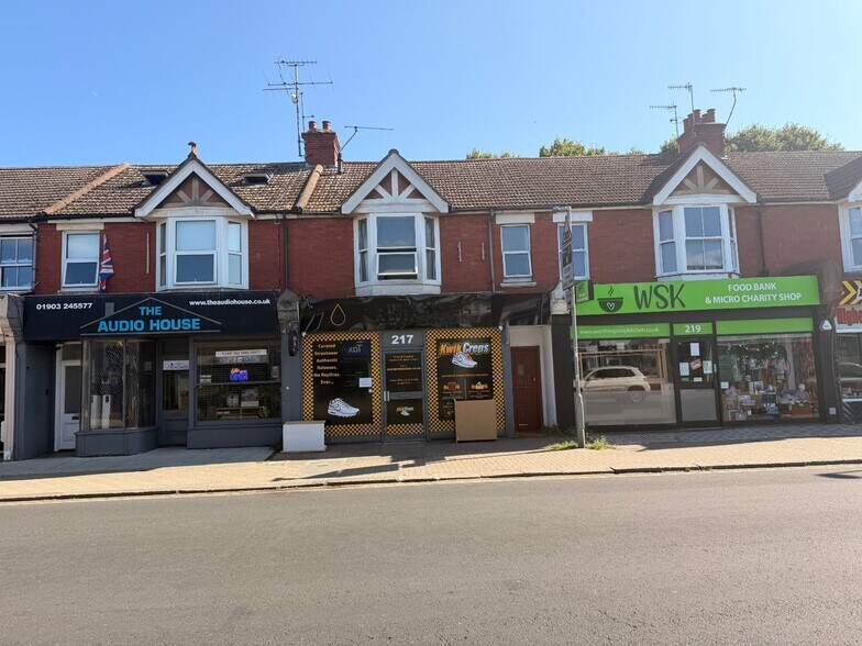 217 Tarring Rd, Worthing à louer - Photo de l’immeuble – Image 1 sur 7