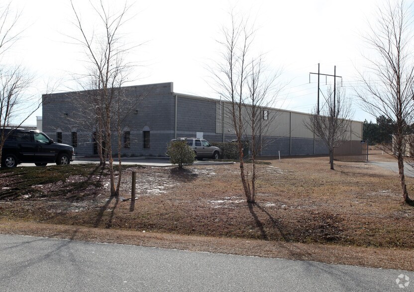 2045 Corporate Dr S, Wilmington, NC à louer - Photo de l’immeuble – Image 2 sur 2