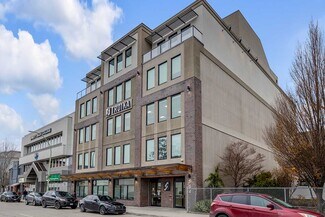 Plus de détails pour 554 Leon Av, Kelowna, BC - Bureau à vendre