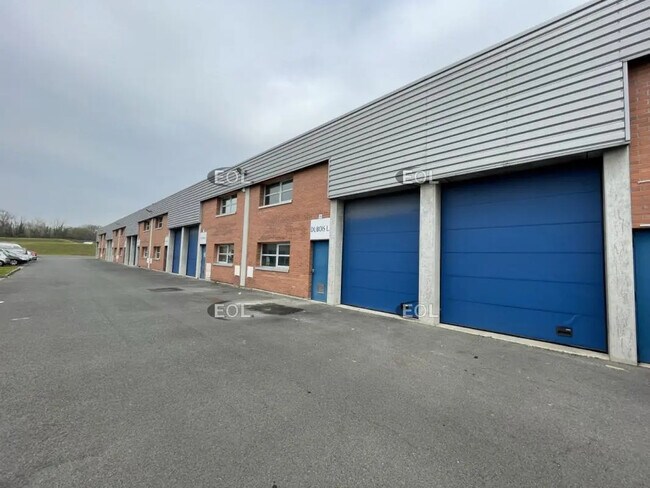 Plus de détails pour 4 Rue Leonard De Vinci, Chambly - Local d'activités à louer