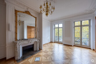 116 Avenue Des Champs Elysées, Paris à louer Photo intérieure– Image 2 sur 19