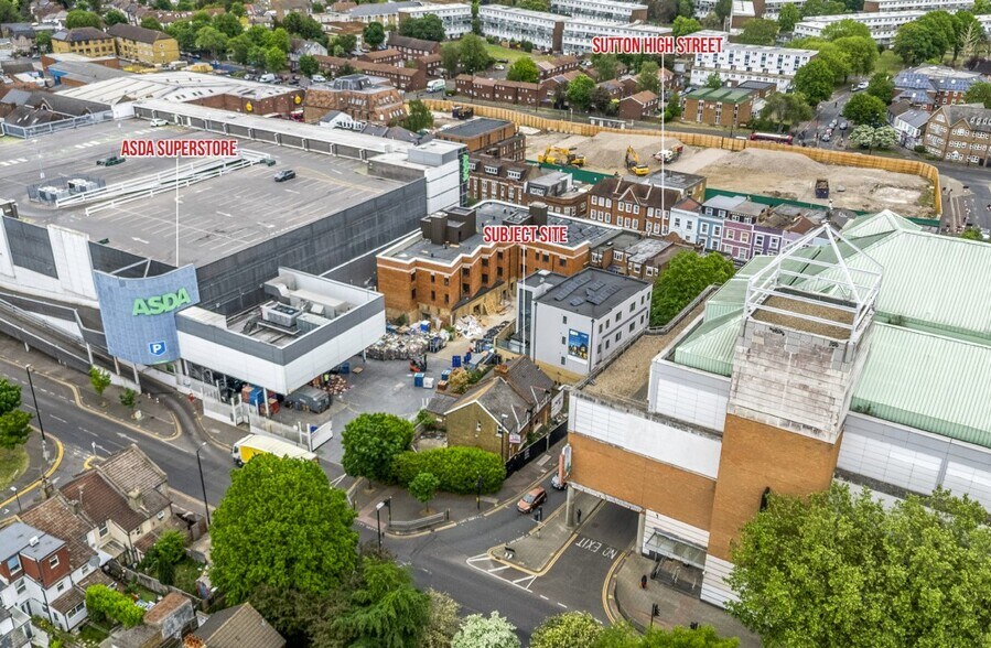 2-4A Greenford Rd, Sutton à vendre - Photo de l’immeuble – Image 3 sur 3
