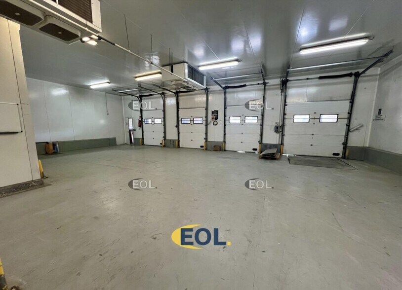 Local d'activités dans Montreuil à vendre - Photo intérieure – Image 2 sur 9