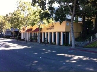 1991 N Broadway, Walnut Creek, CA à vendre - Photo de l’immeuble – Image 2 sur 2