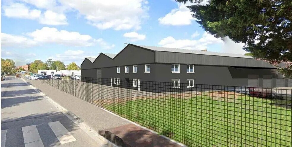 Bureau dans Le Mesnil-Amelot à louer - Photo de l’immeuble – Image 1 sur 11