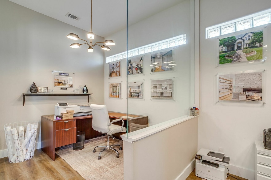 5148 Vickery Loop E, Benbrook, TX à vendre - Photo intérieure – Image 2 sur 11