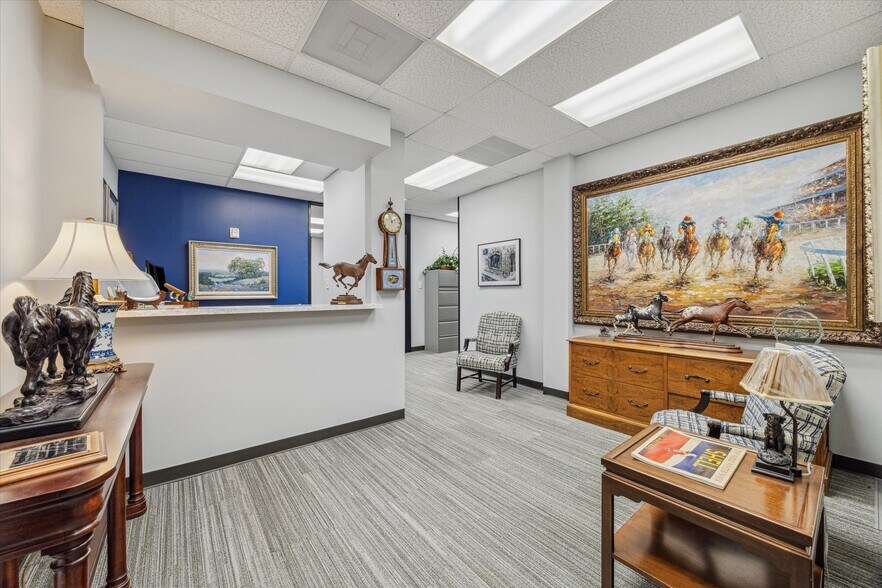 9525 Katy Fwy, Houston, TX à louer - Photo intérieure – Image 3 sur 15
