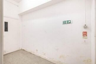 Plus de détails pour 32-38 Scrutton St, Londres - Bureau à louer