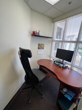 2881 E Oakland Park Blvd, Fort Lauderdale, FL à louer Photo intérieure– Image 1 sur 2