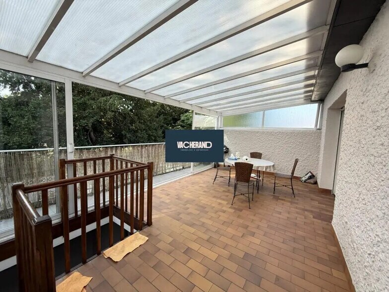 Local commercial dans Saint-André-lez-Lille à vendre - Photo de l’immeuble – Image 3 sur 4